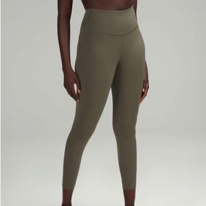 Lululemon Base Pace High-Rise Running Tight 25" Size 2 Army Green NWT